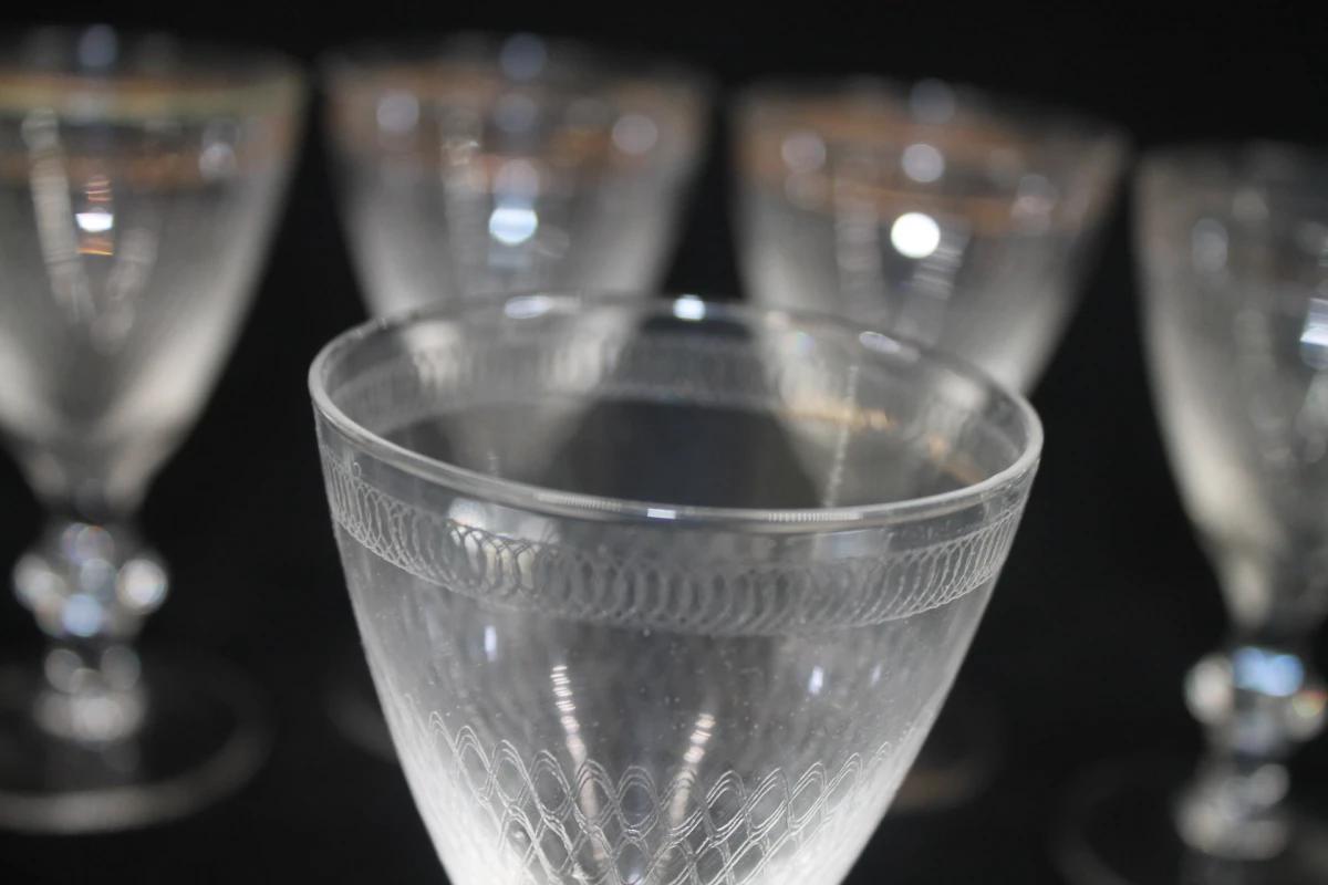 Set van 11 vintage kristallen wijnglazen met gouden rand - foto 8
