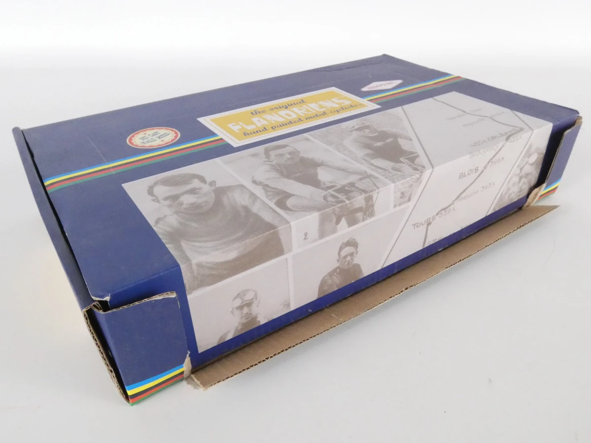 Set van Flandriens wielrenners miniaturen in doos - foto 8