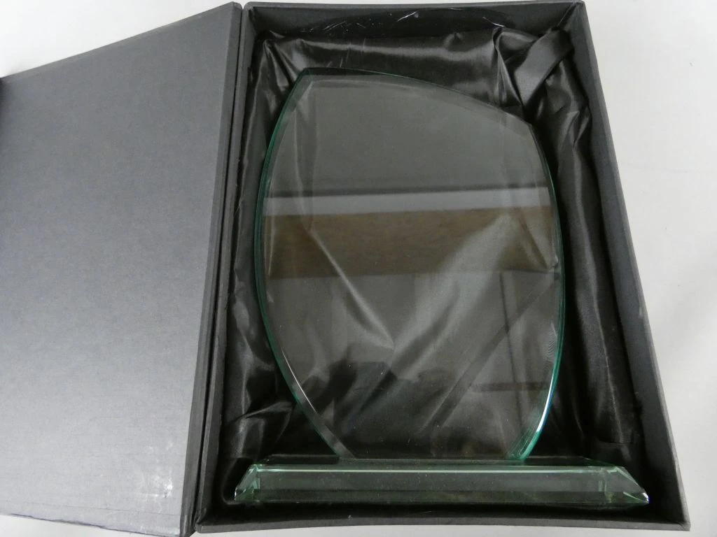 7 Glazen trofees in zwarte geschenkdoos - foto 2