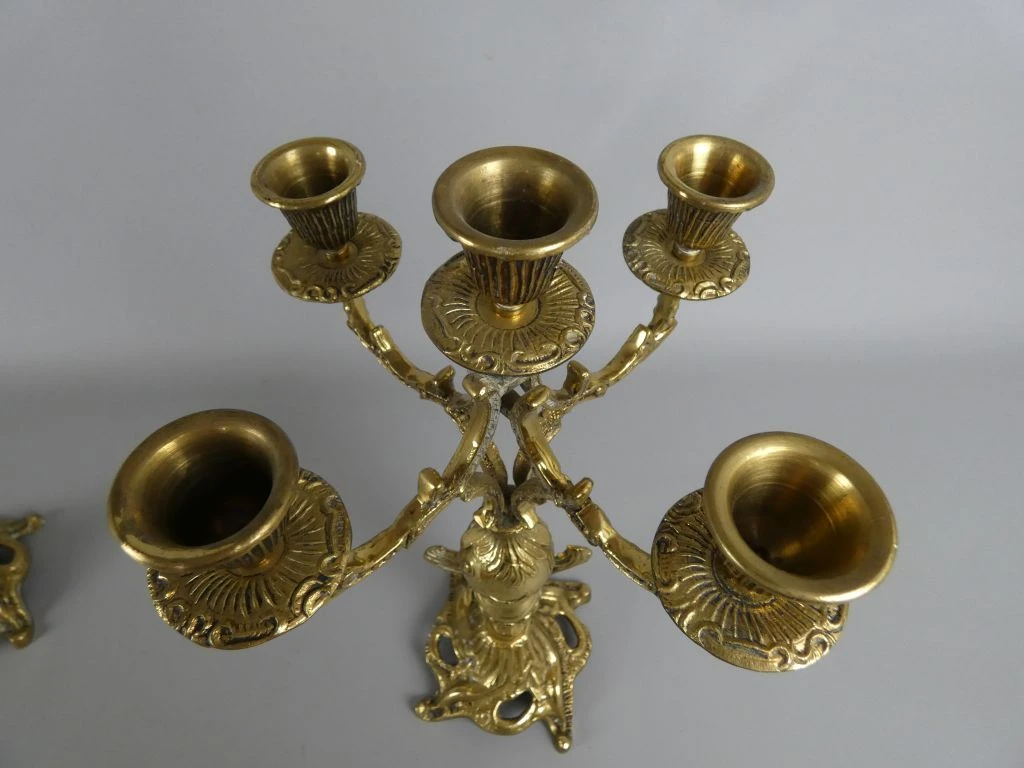 Set van 2 messing kandelaren met 5 armen – foto 5 – kavel bij De Kringwinkel, Diest