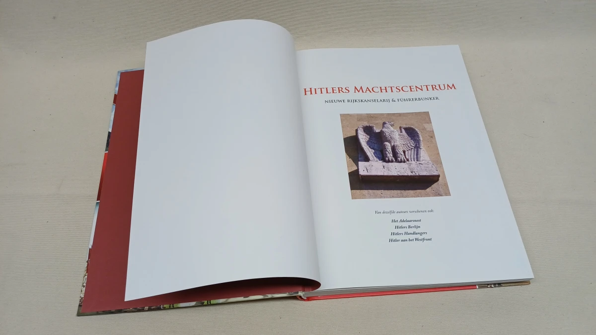 Set van 3 boeken over Hitler en de Tweede Wereldoorlog - foto 10