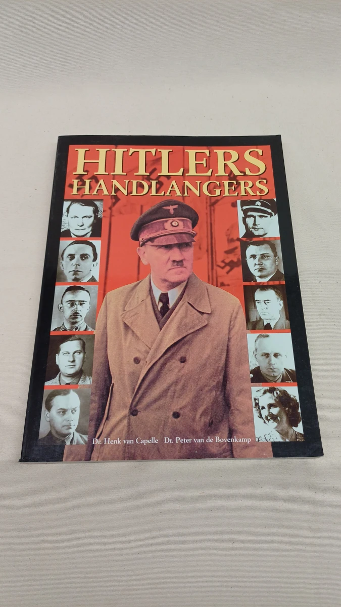 Set van 3 boeken over Hitler en de Tweede Wereldoorlog - foto 2