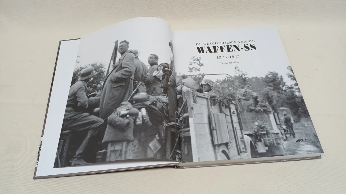 Set van 3 boeken over Hitler en de Tweede Wereldoorlog - foto 7