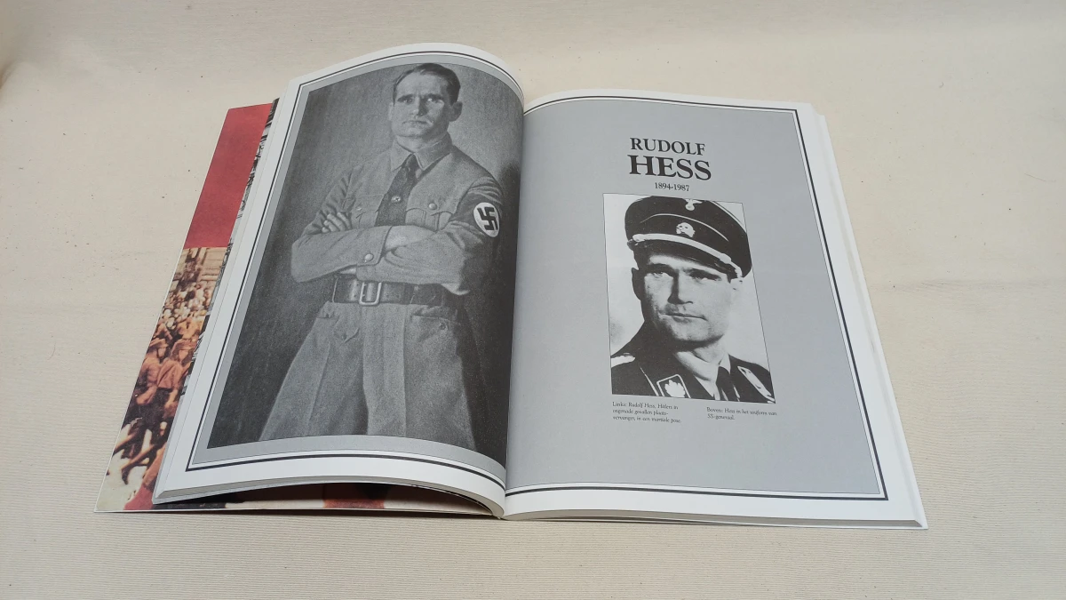 Set van 3 boeken over Hitler en de Tweede Wereldoorlog - foto 4