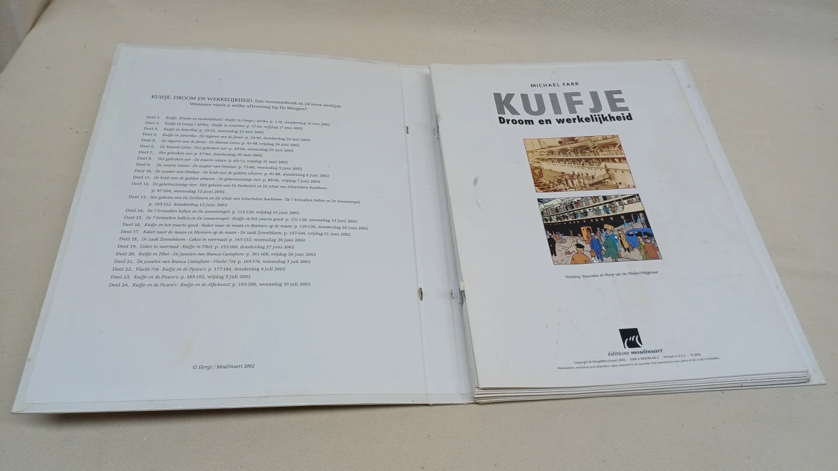 Lot Kuifje met strips, boeken en wandpaneel - foto 9