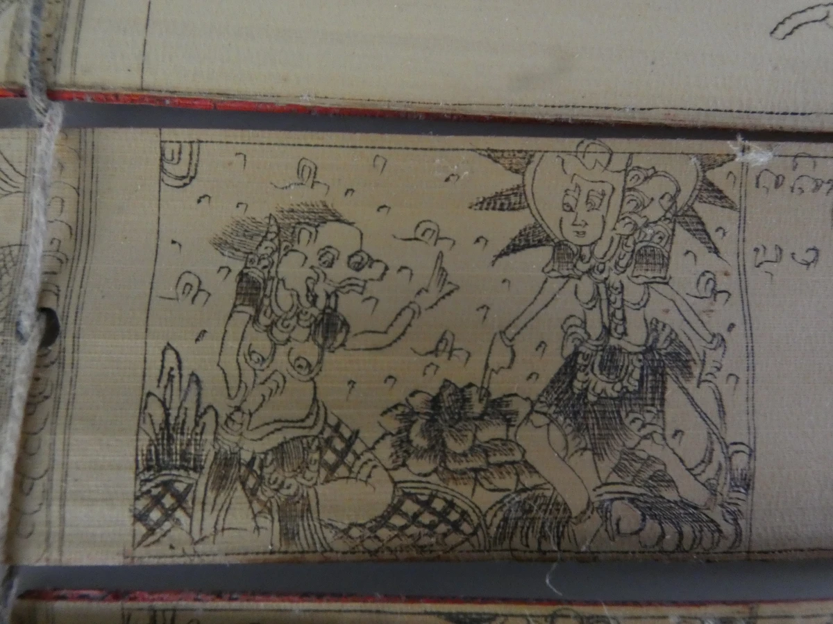 Decoratieve kunstwerken uit het Verre Oosten (5 stuks) - foto 4