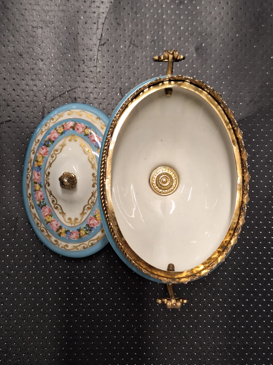 Klassieke Porseleinen Terrine / Bonbonnière met Bronzen Montuur - ACF (Décor de Paris) - foto 13