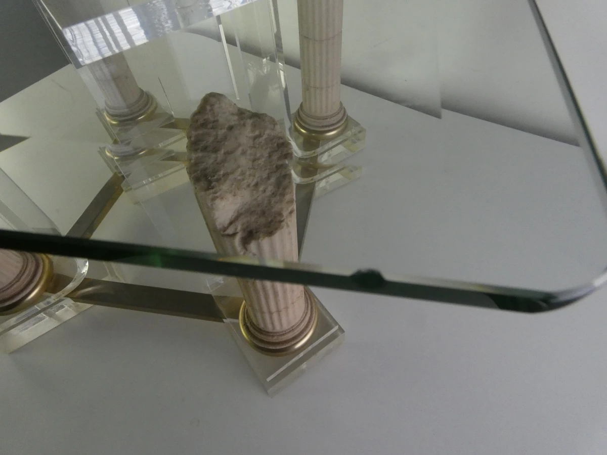 Vierkante salontafel met glazen blad en decoratieve pilaren - foto 17