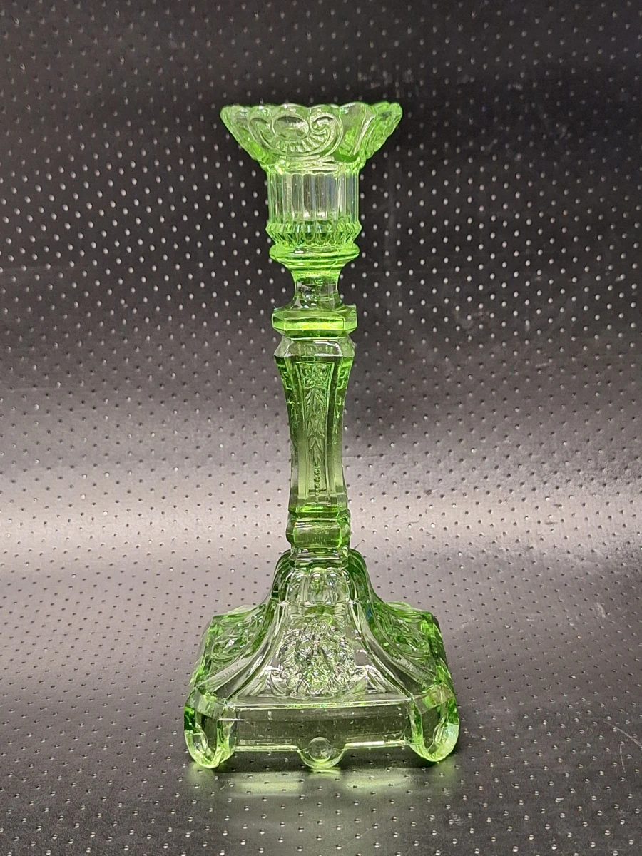 Lichtgroene persglazen kandelaars met leeuwenkop - Depression Glass-stijl - foto 3