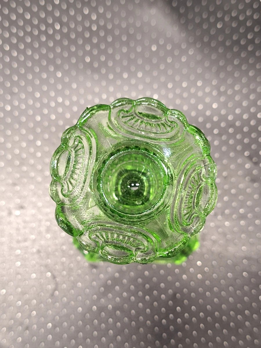 Lichtgroene persglazen kandelaars met leeuwenkop - Depression Glass-stijl - foto 12