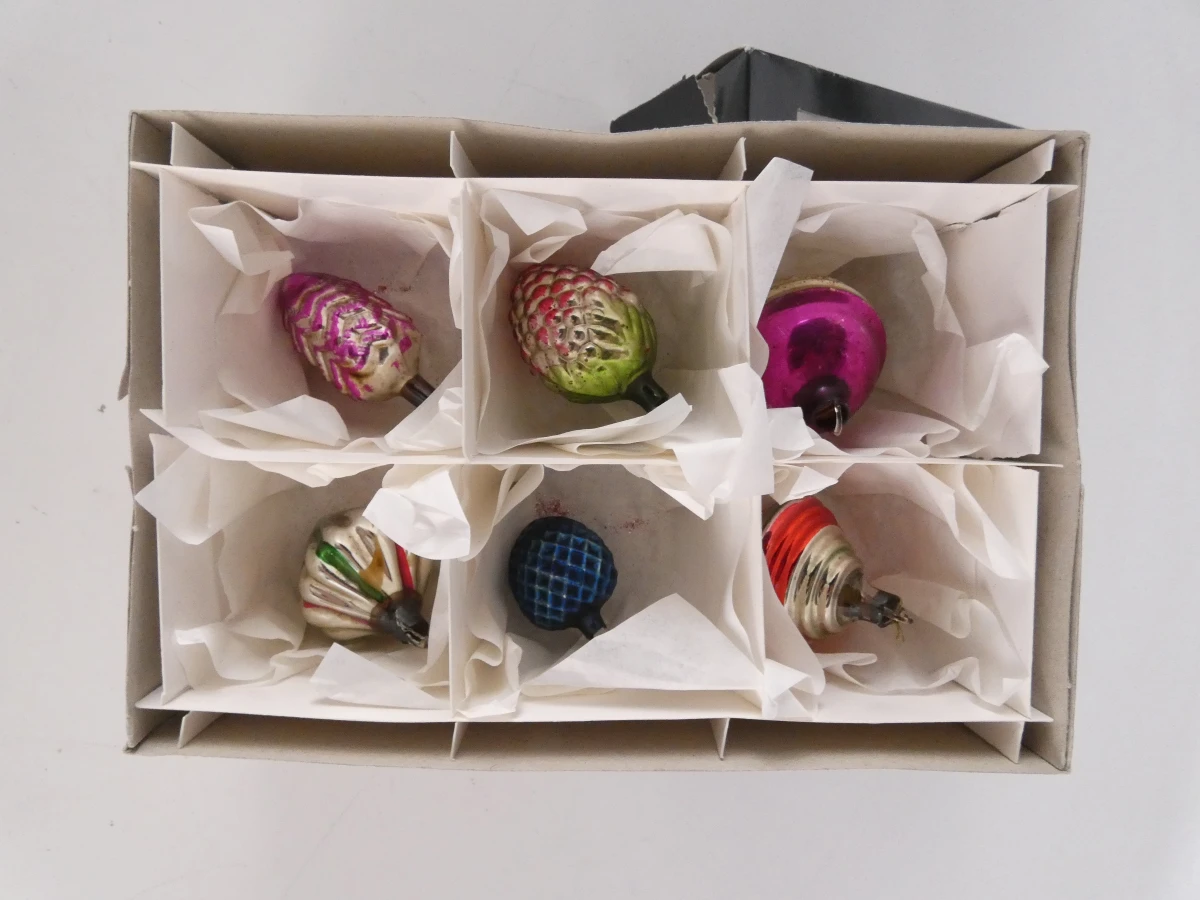 Set van 6 vintage glazen Ajeco kerstballen - foto 2