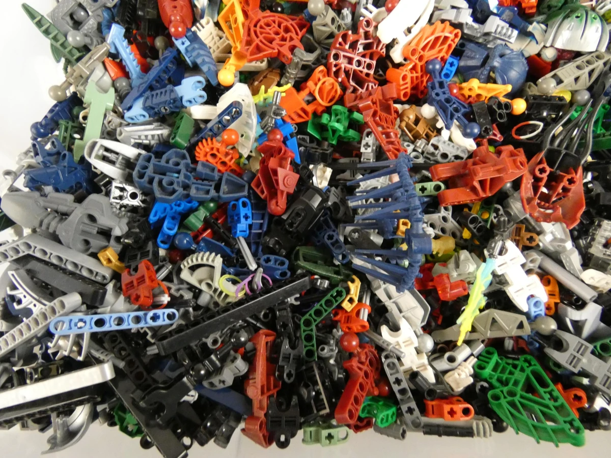 3,86 Kg Lego Bionicle onderdelen - foto 3