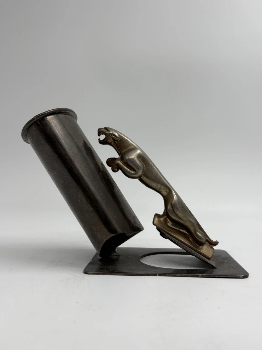 Vintage metalen pennenhouder met jaguar decoratie - foto 5
