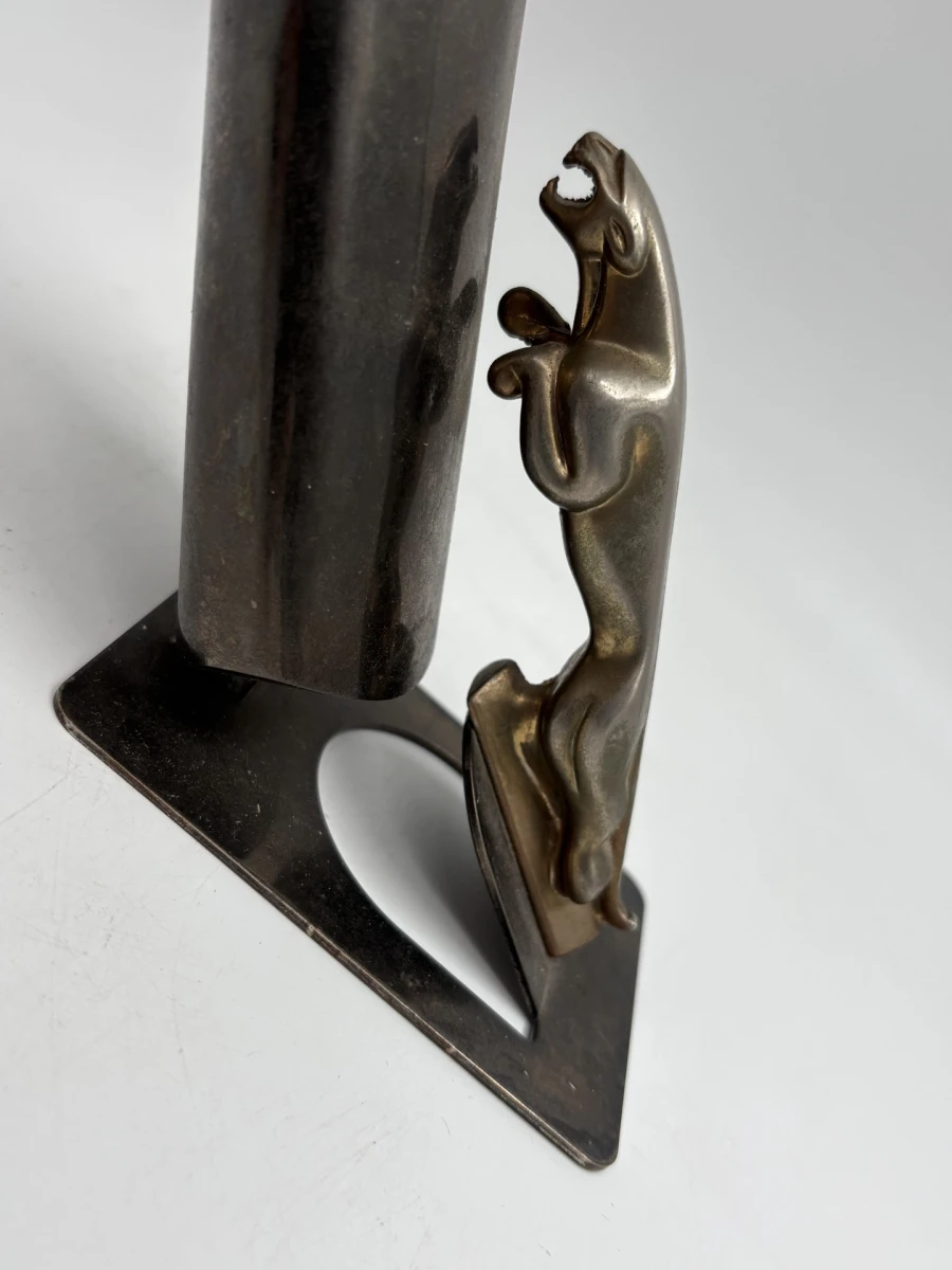 Vintage metalen pennenhouder met jaguar decoratie - foto 6