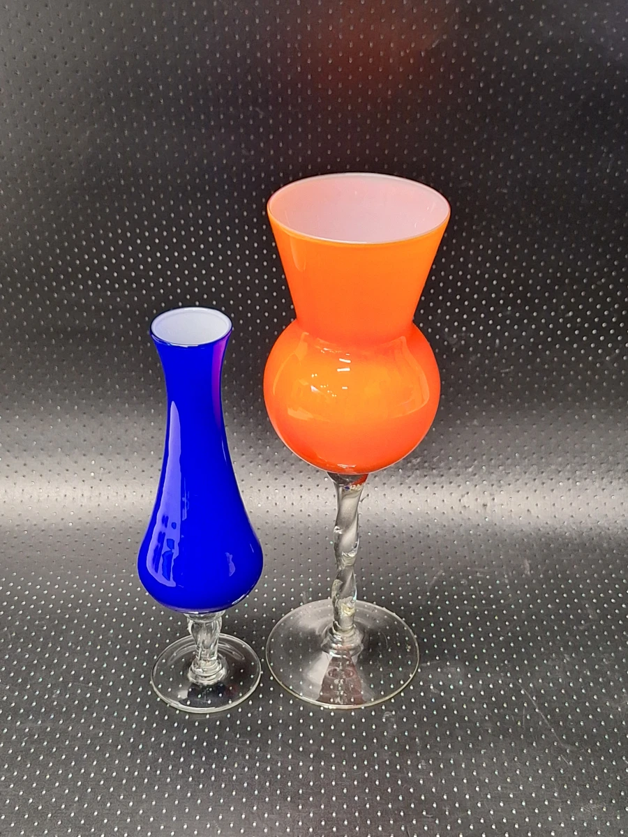 Set van 2 mondgeblazen opaline vazen in Empoli en/of Murano stijl - foto 2