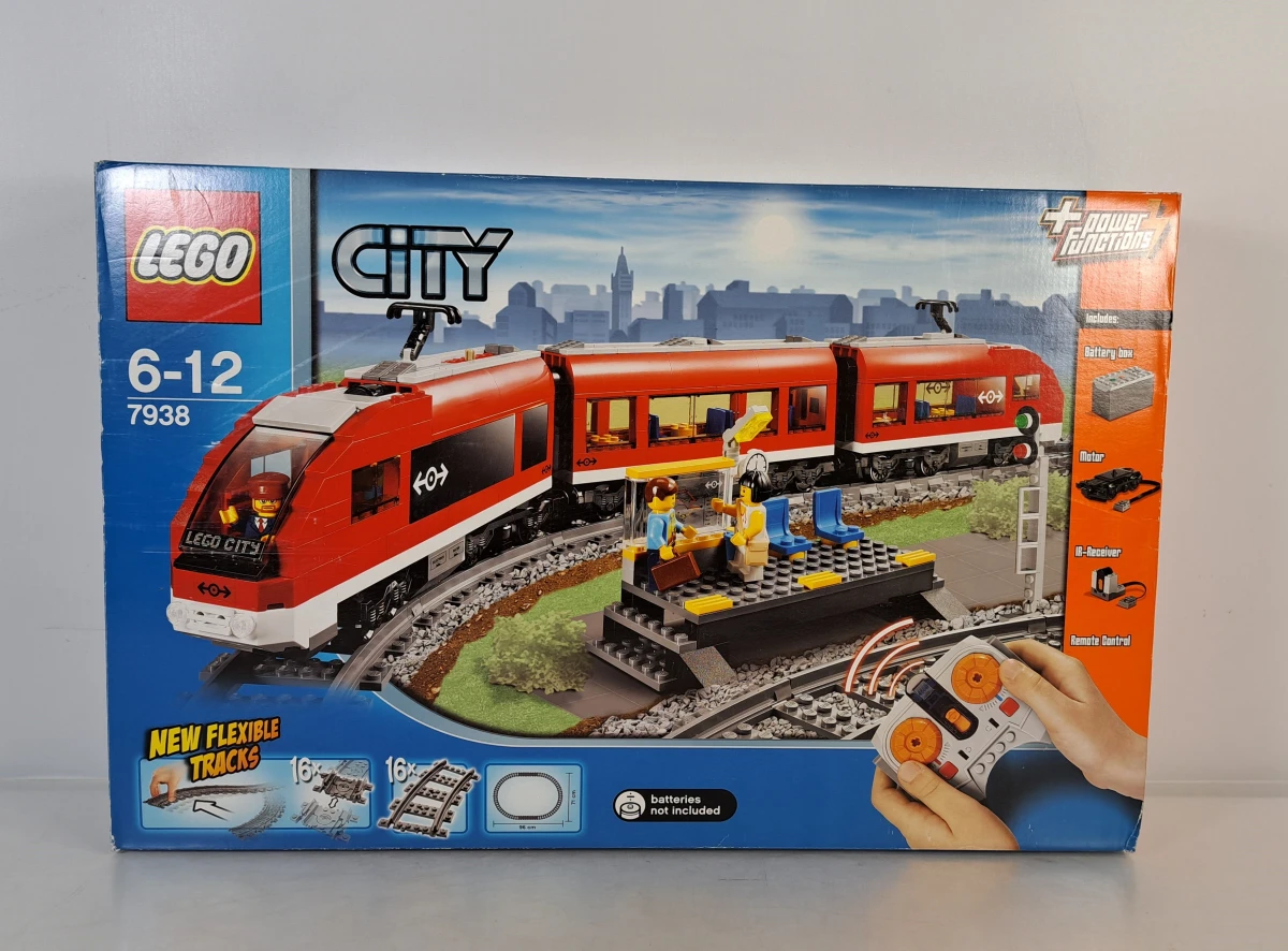 LEGO City Treinsets met rails en accessoires - foto 3