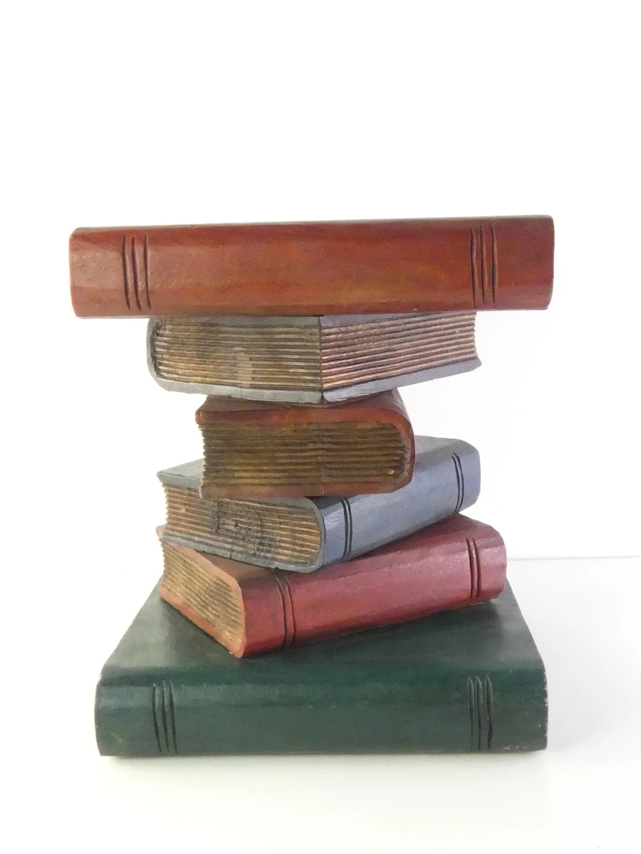 Handgesneden houten boekenkruk – bijzettafel van boeken - foto 3