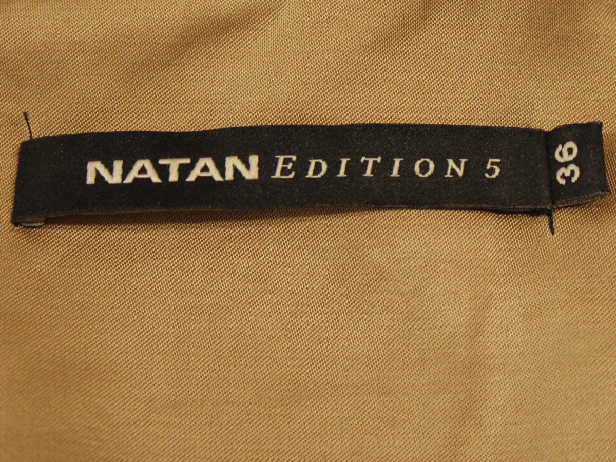 Natan Edition 5 - elegante mouwloze jurk met grafische print - foto 7