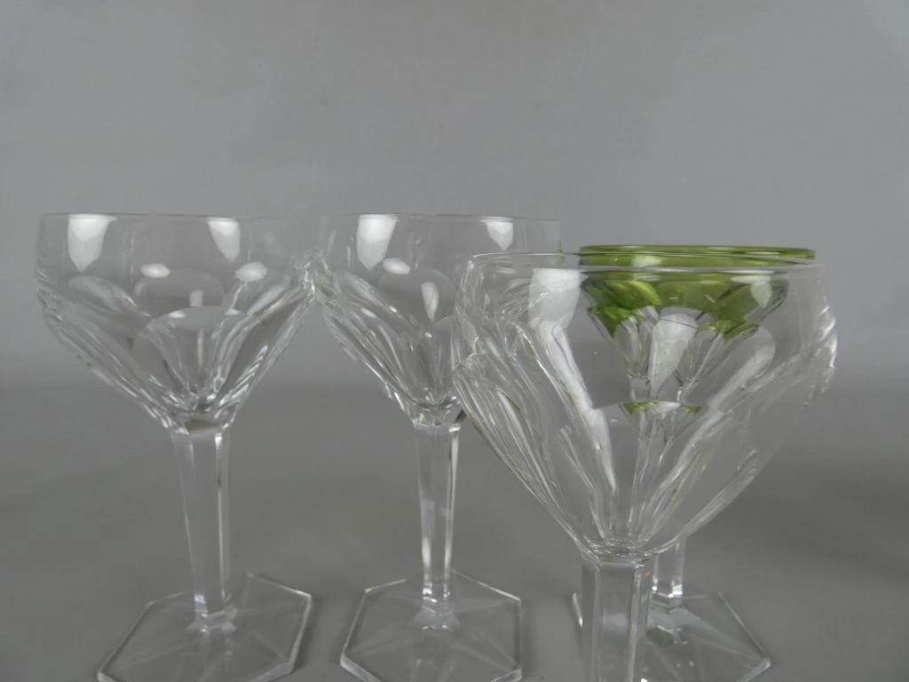 Set van 7 kristallen wijnglazen, 1 met groene kleur - foto 5