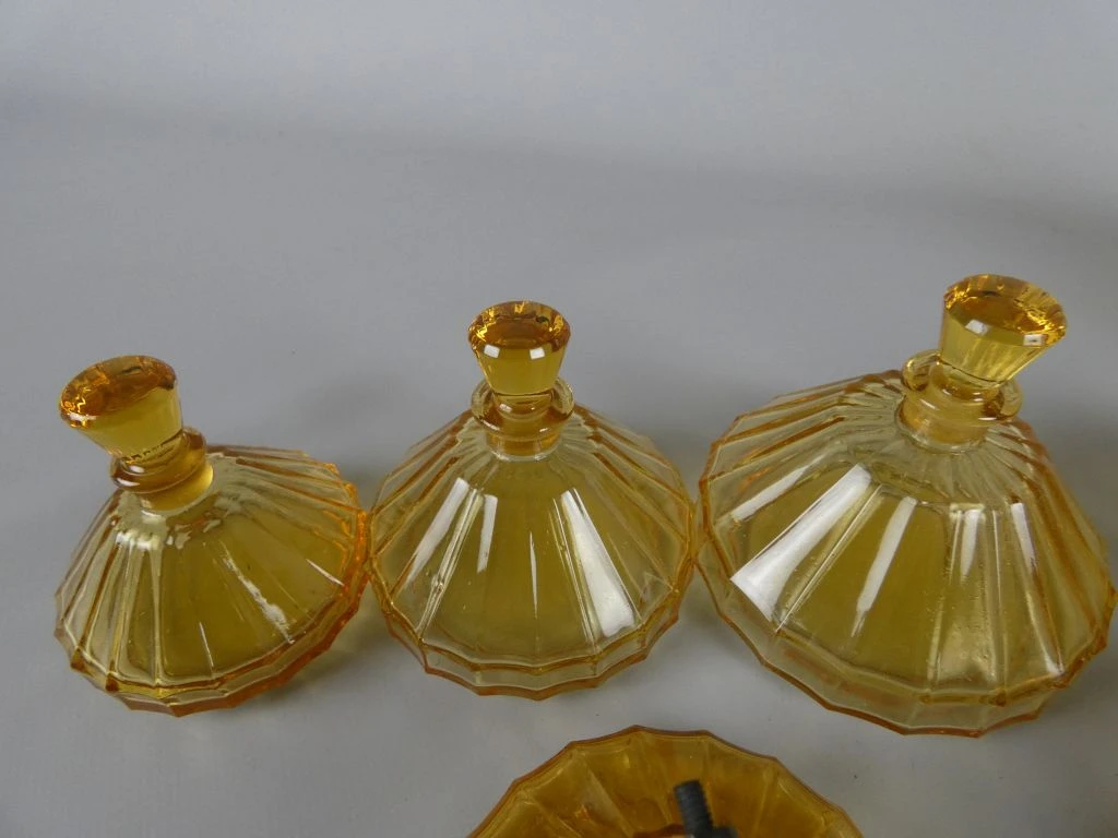 Set vintage oranje glazen parfumflesjes en potjes - foto 2