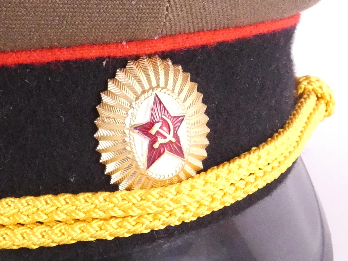 Sovjet militaire ceremoniële pet (Pilotka/Peaked Cap) - foto 5