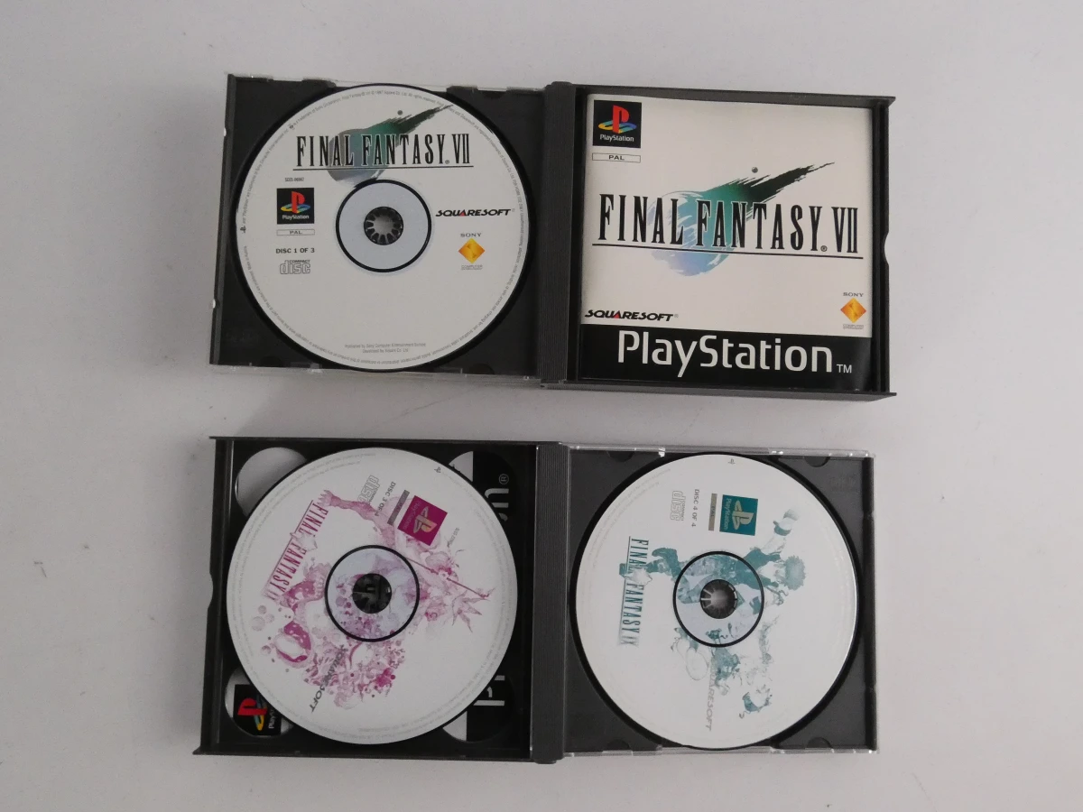 Final Fantasy VII en IX PlayStation spellen set - foto 9
