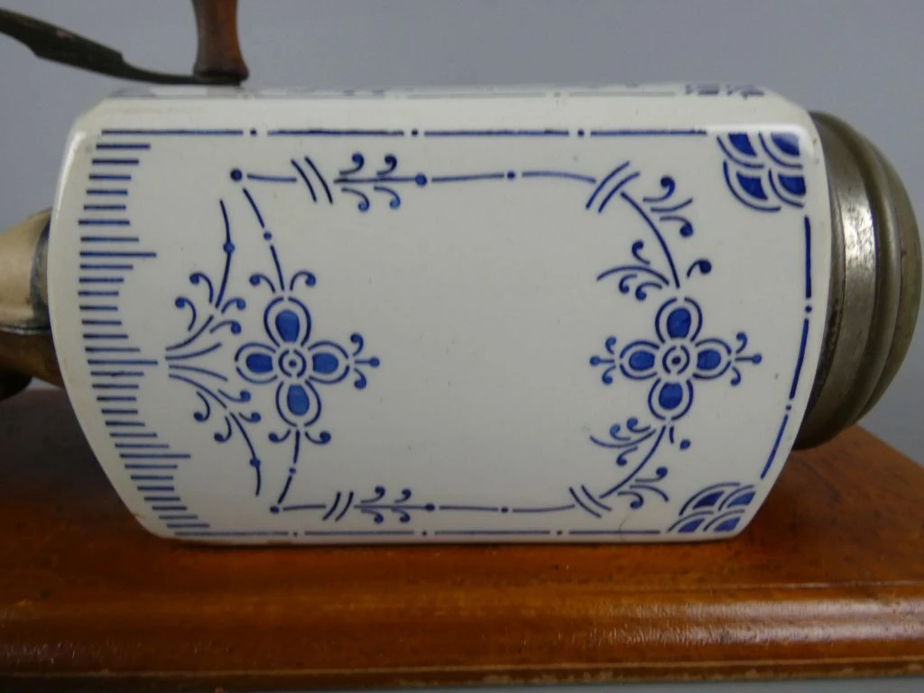 Vintage koffiemolen met keramische pot - foto 6