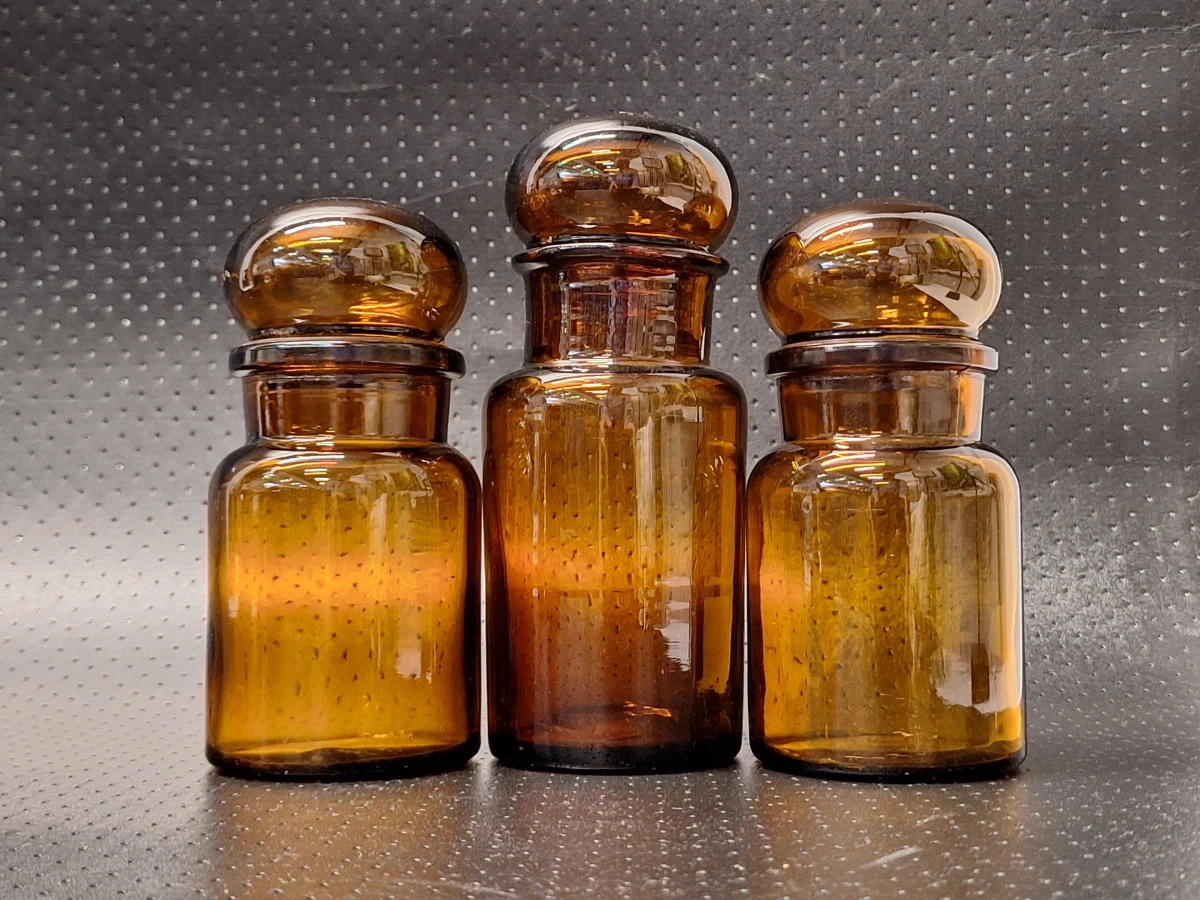 Set van 8 vintage Belgische apothekerspotten in bruin glas - Mid Century Modern - foto 8