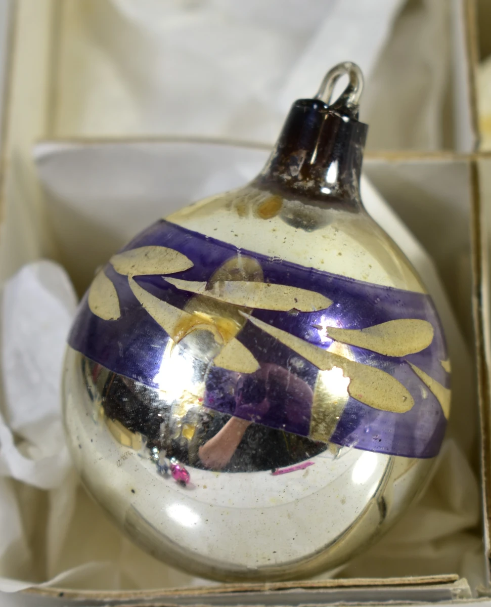 Set van 7 Ajeko glazen kerstballen - foto 8