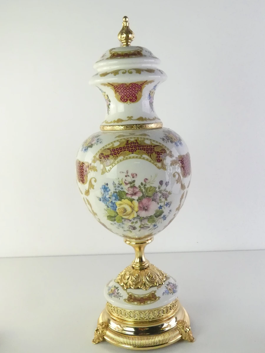 Elegante Italiaanse Alfa porseleinen sierset | Sierurn en twee kandelaars - foto 2