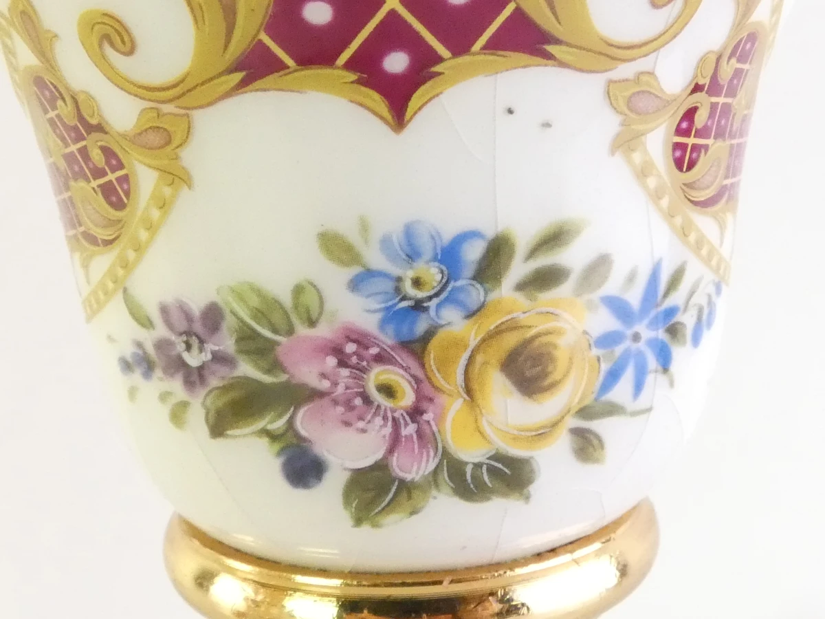 Elegante Italiaanse Alfa porseleinen sierset | Sierurn en twee kandelaars - foto 5