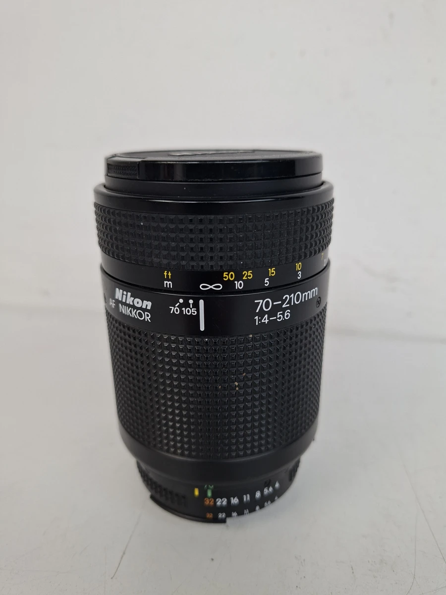 Nikon AF Nikkor 70-210mm f/4-5.6 Telelens (Schuifzoom) – Inclusief Lensdop! - foto 2