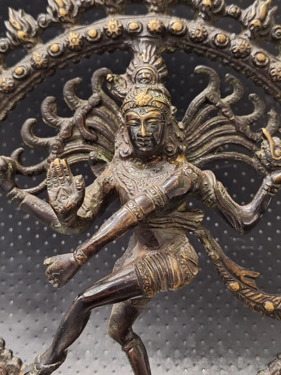 Bronzen en messing beeld van de dansende Shiva Nataraja uit India - foto 4