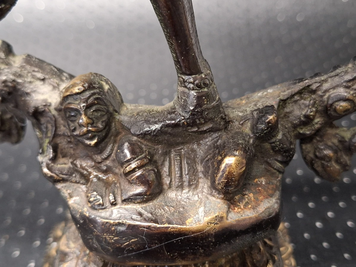 Bronzen en messing beeld van de dansende Shiva Nataraja uit India - foto 11
