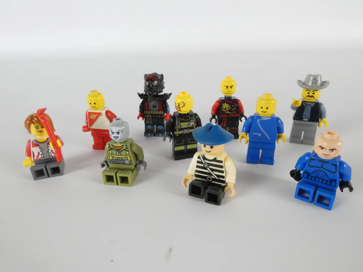 Verzameling LEGO-minifiguren met accessoires - foto 4
