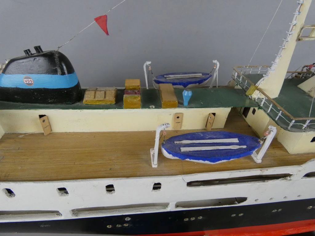 Handgemaakt houten schaalmodel van een schip - foto 5
