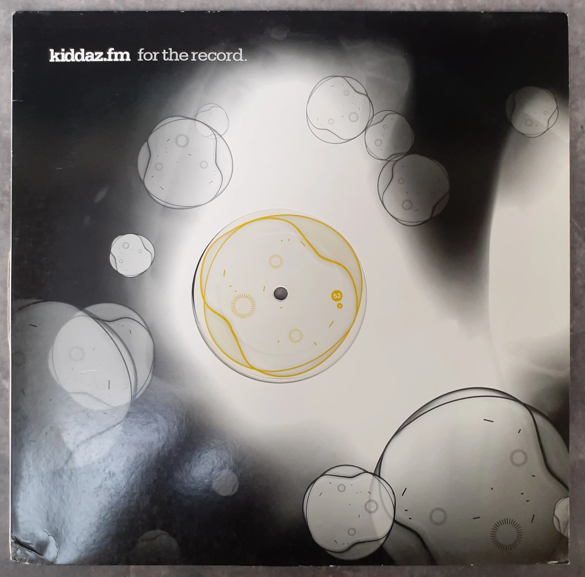 Vinyl: Lot van 11 Minimal / House / Tech-House Maxi Singles - foto 2