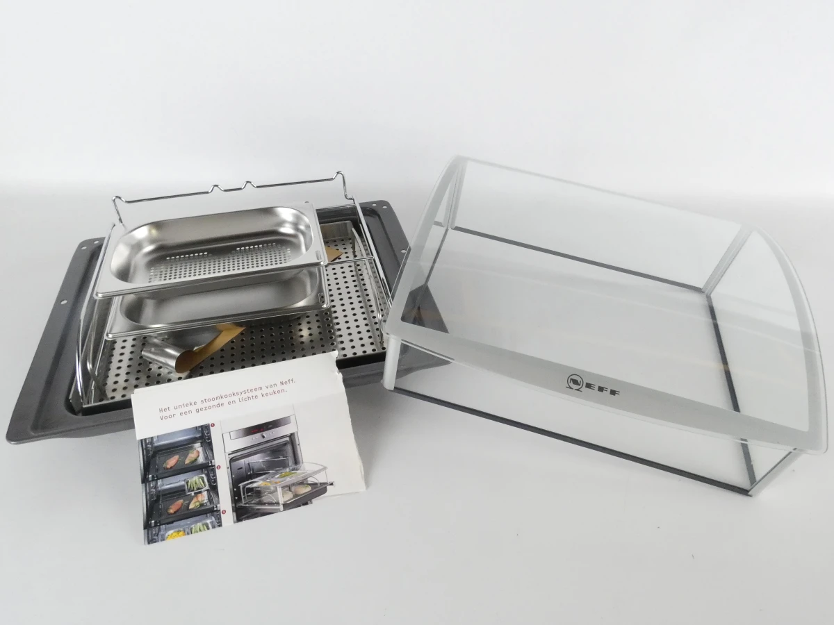 Neff stoomoven accessoires set met bakplaten en roosters – kavel bij De Kringwinkel, Heverlee