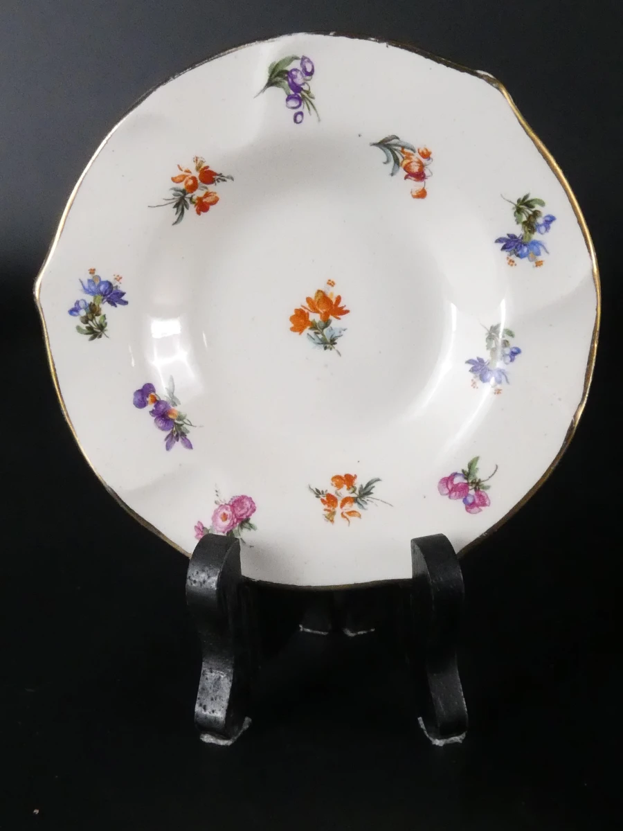 Boch Frères Keramis, Verguld Porseleinen Set met Bloemmotief (5 Stukken) - foto 23