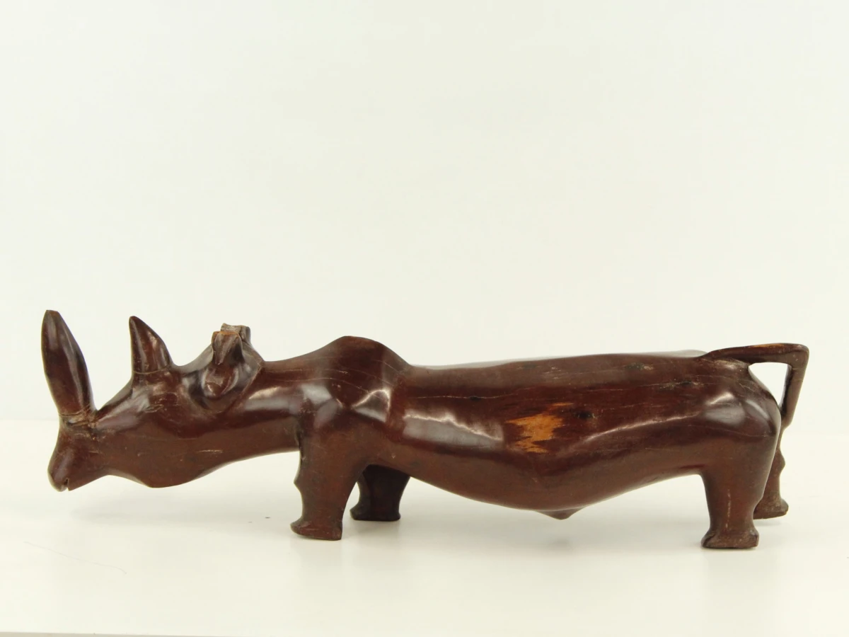 Grote handgesneden massief houten neushoorn – 86 cm, 18,5 kg - foto 2