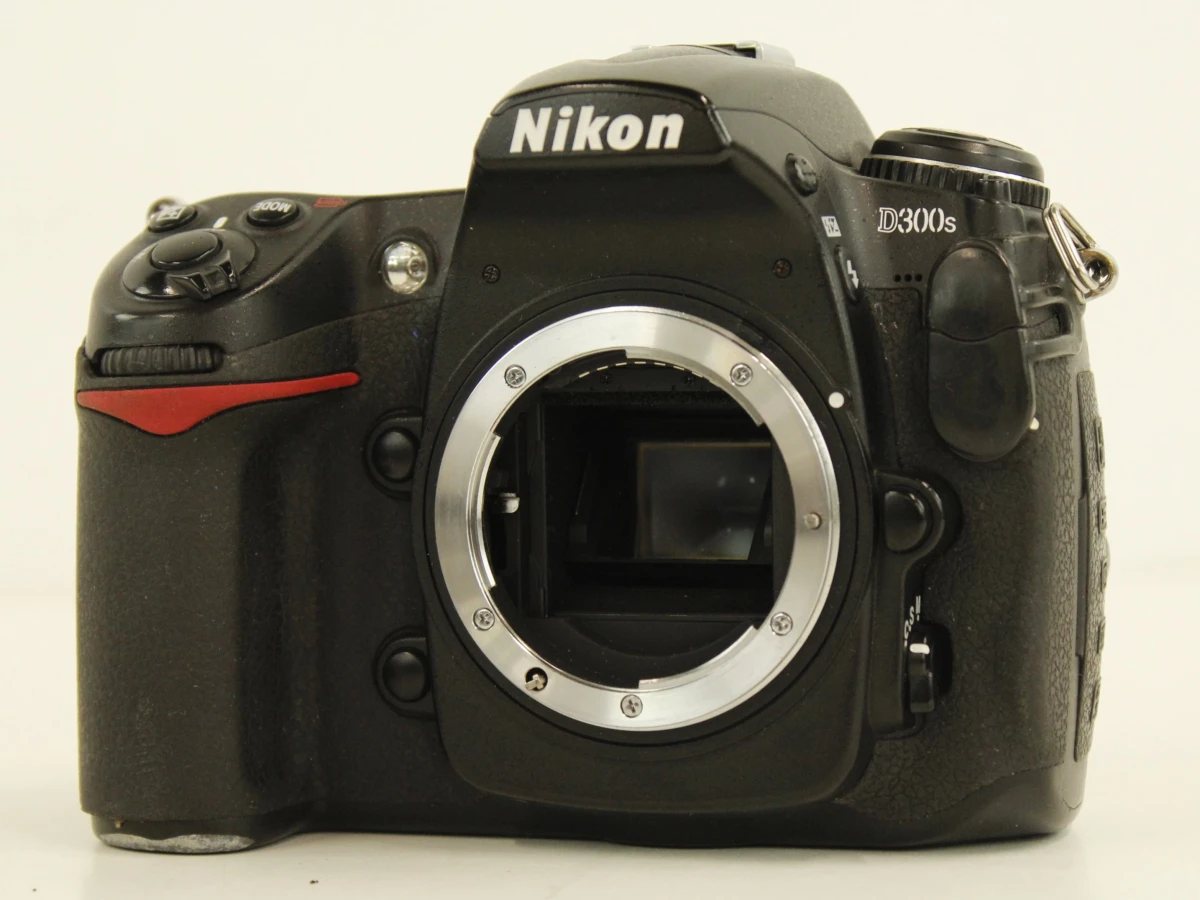 Nikon D300s digitale spiegelreflexcamera met 2 Nikkor-objectieven & toebehoren - foto 11
