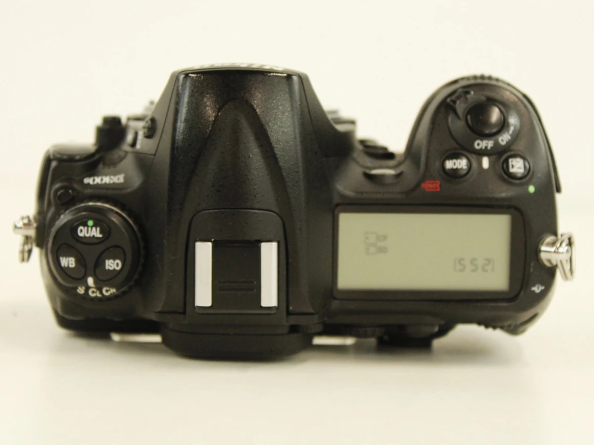 Nikon D300s digitale spiegelreflexcamera met 2 Nikkor-objectieven & toebehoren - foto 13