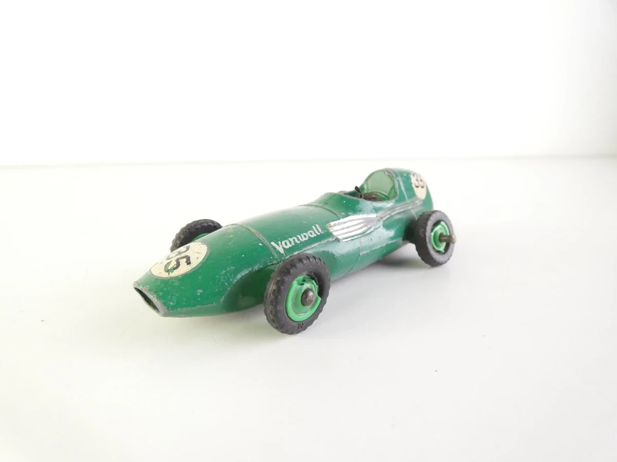 Vintage Dinky Toys modelauto's en verkeersborden - foto 7