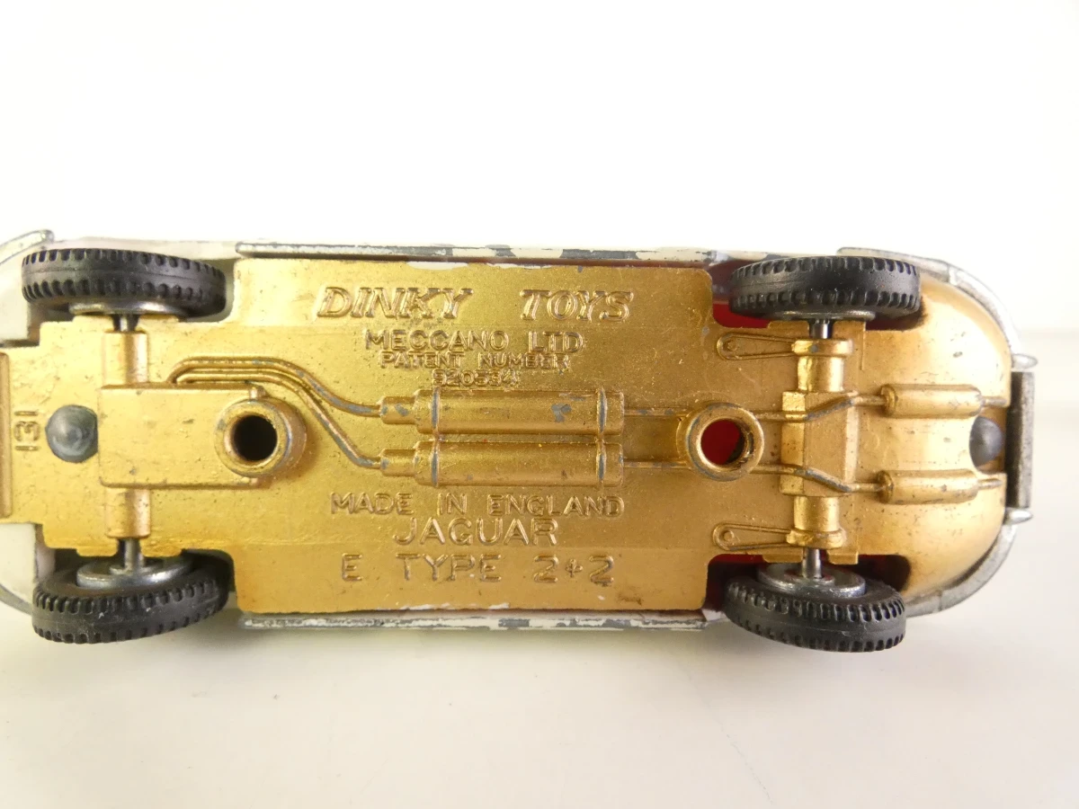 Vintage Dinky Toys modelauto's en verkeersborden - foto 33