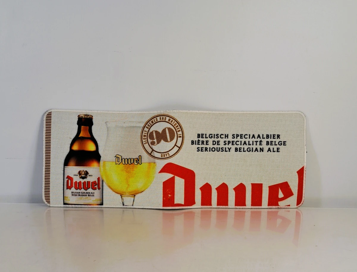 Verzameling Duvel bierglazen met 5 Duvel barmatjes - foto 6