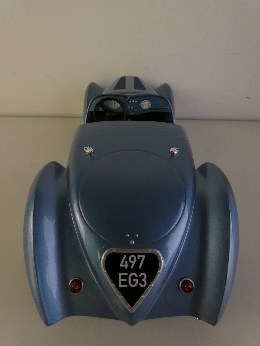 3 modelauto's – Citroën Traction Avant, Peugeot 302 Darl’Mat Roadster & Anson Peerless - foto 14