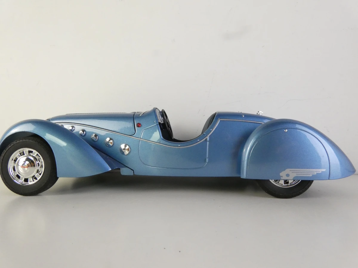 3 modelauto's – Citroën Traction Avant, Peugeot 302 Darl’Mat Roadster & Anson Peerless - foto 18