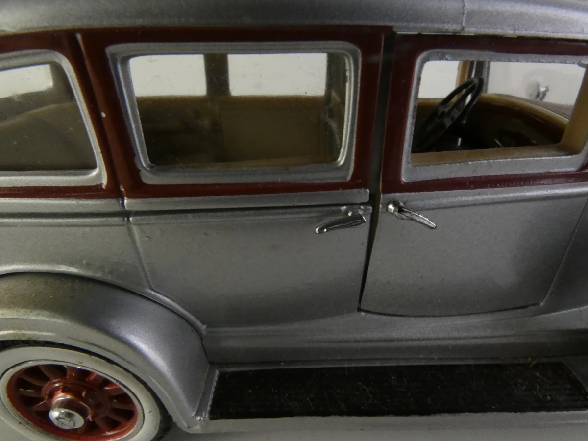3 modelauto's – Citroën Traction Avant, Peugeot 302 Darl’Mat Roadster & Anson Peerless - foto 26