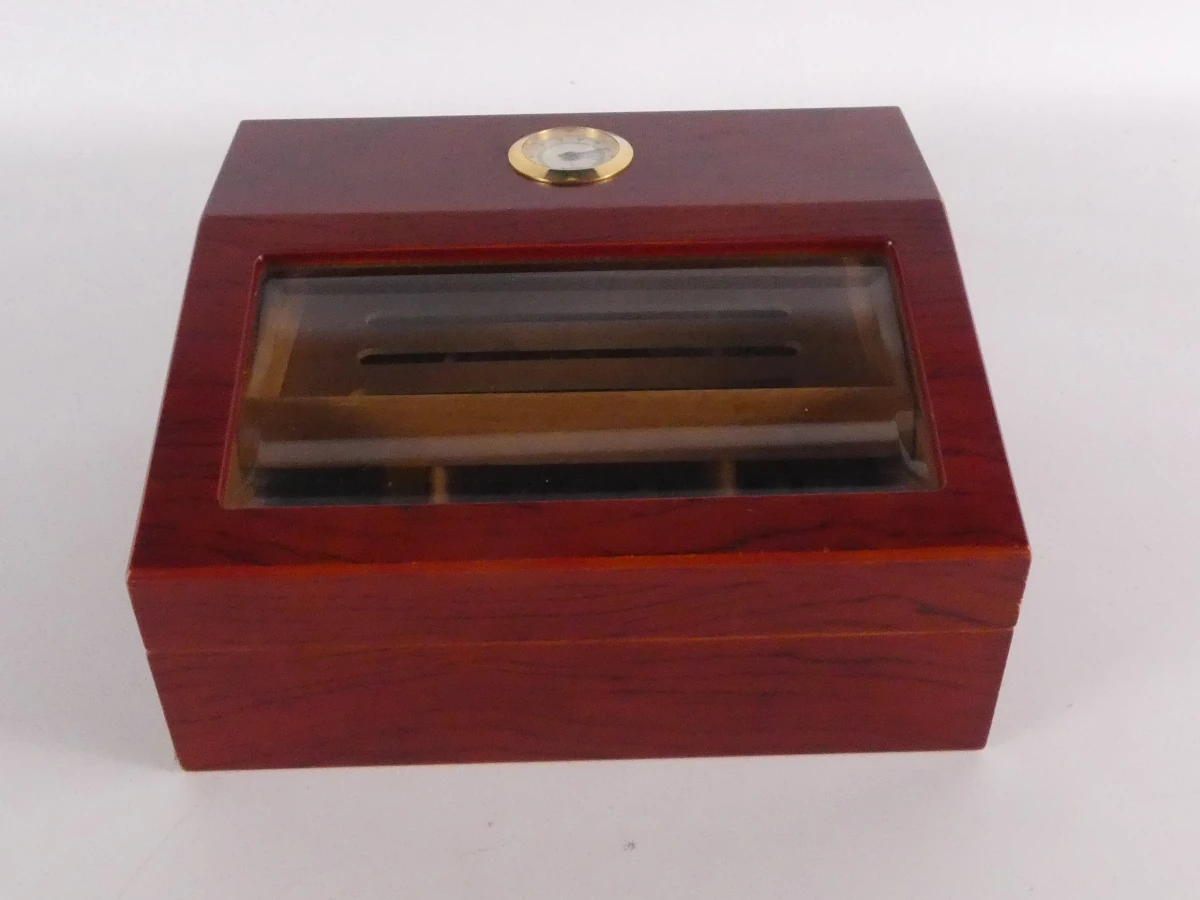 Houten sigarenbevochtiger (humidor) - foto 2