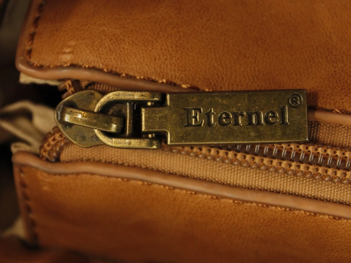 ETERNEL cognackleurige lederen handtas / crossbody - foto 3